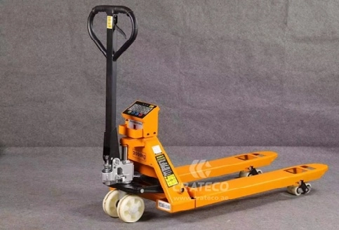 Pallet truck safety and maintenance guide for efficient UAE warehouse operations